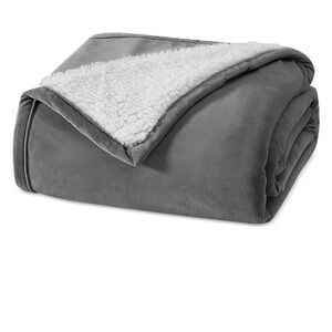 UGG Bliss Sherpa Throw